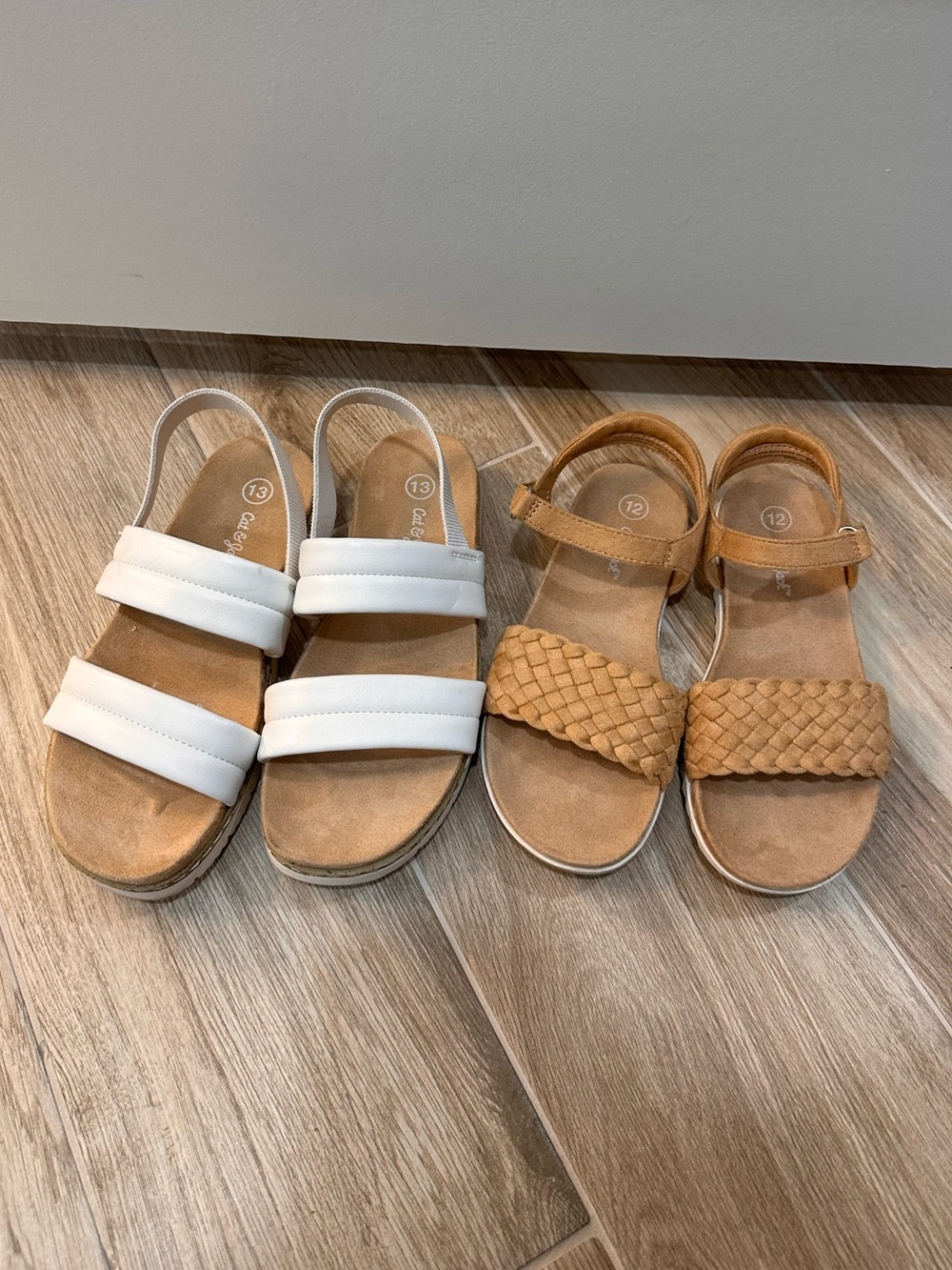 Cat & Jack girls sandals